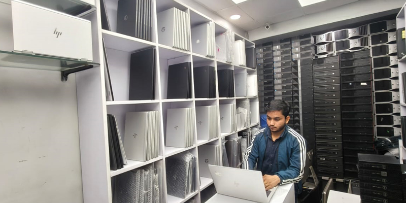 Laptop